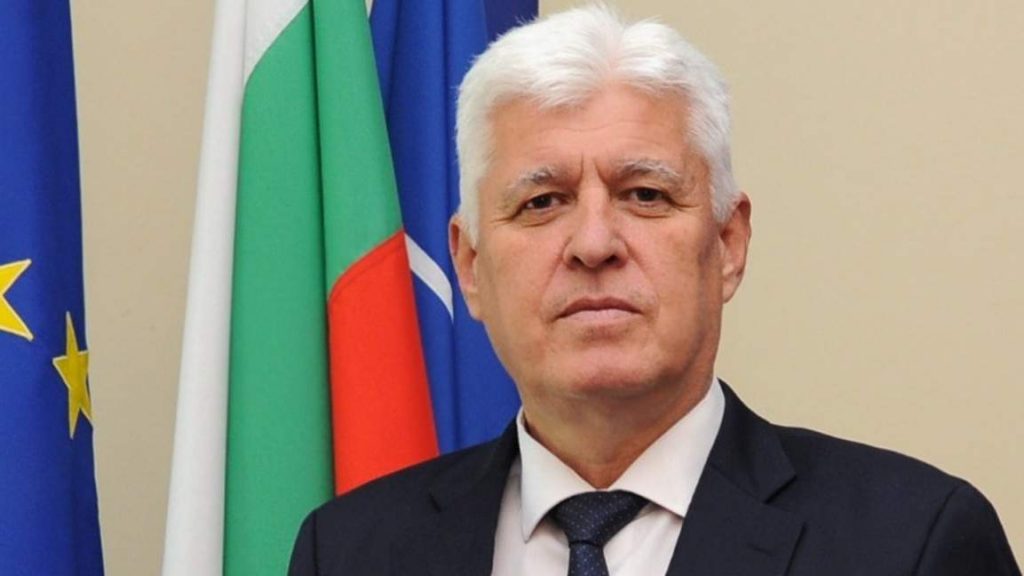 Политико: София спира оръжията за Киев – новият завой на България между Кремъл и Брюксел