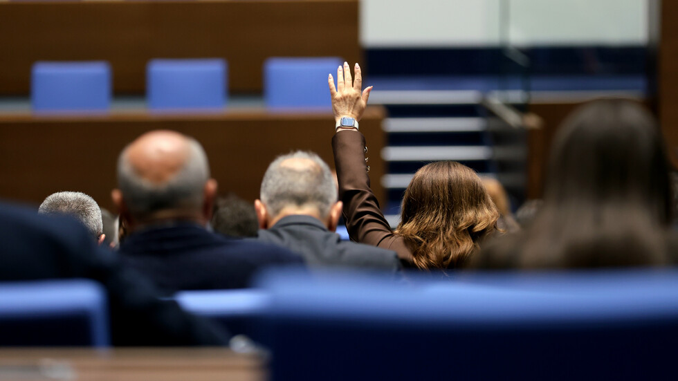 Парламентът откри процедура за избор на председател на Държавна агенция „Разузнаване“