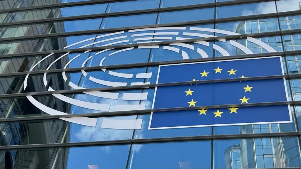 Европейският парламент прие доклада за Северна Македония, спорният текст за общата история остава