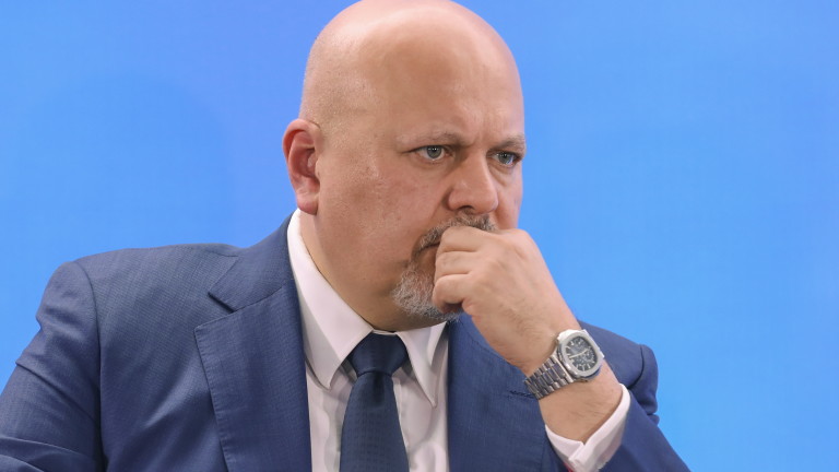 Главният прокурор на съда в Хага е отстранен заради обвинения в сексуално посегателство