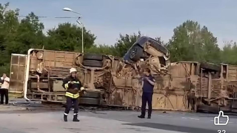 В тежко състояние остават трима от пострадалите в катастрофата на „Челопешко шосе“