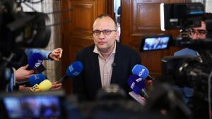 ДБ призова правителството да оттегли проектобюджета за 2026 г.