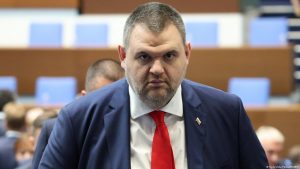 ДПС смени ръководството си, Анастасов, Цонев и Хамид не са в новото ЦОБ
