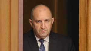 Властта представя Бюджет 2026 днес, дефицитът остава голямото предизвикателство