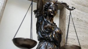 Скандал около избора на член на КПК от адвокатурата