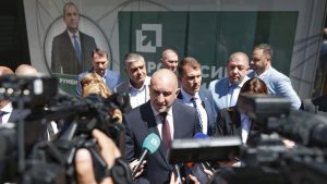 Управляващите подкрепят Илияна Йотова за нов президентски мандат