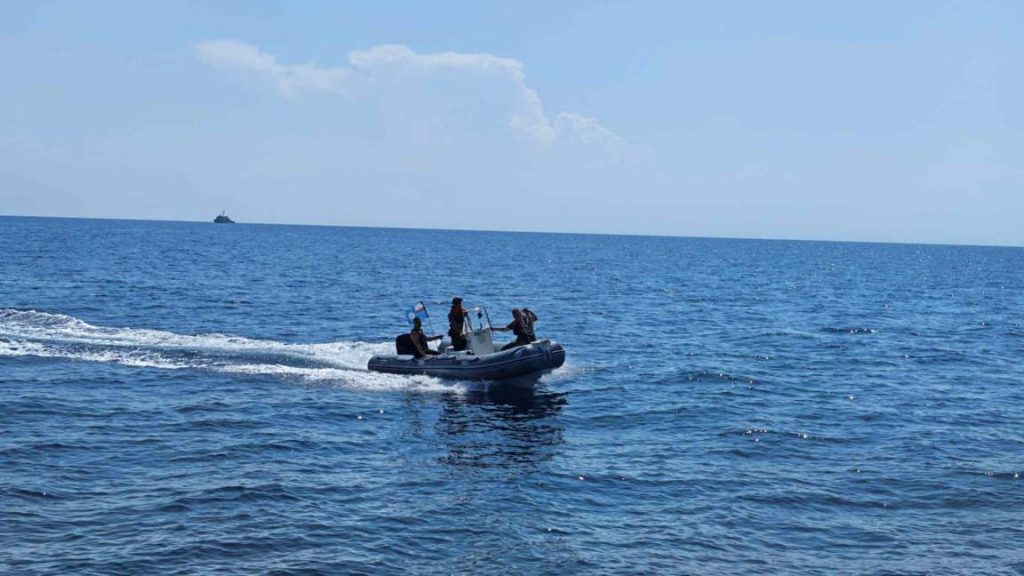 Противоминната група в Черно море унищожи дрейфащ дрон край Ахтопол