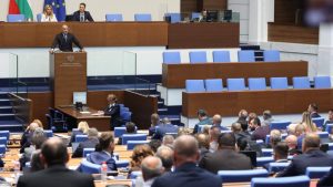 Парламентът разреши разполагането на осем американски самолета в авиобаза „Безмер“