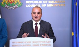 Държавата отпуска 170 млн. евро за земеделците и оборудва лаборатория за розово масло