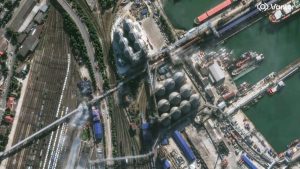 Украйна нанесе масиран комбиниран удар срещу Новоросийск и петролни обекти дълбоко в Русия