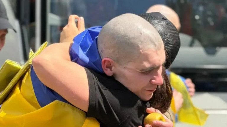 Размяна на пленници, нови удари и политическо напрежение в Киев на фона на продължаващите боеве