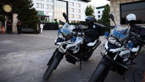Спецакция край „Драгалевци“ заради GPS заглушител: Заведението отрича, за смущения над София потвърждават и пилоти