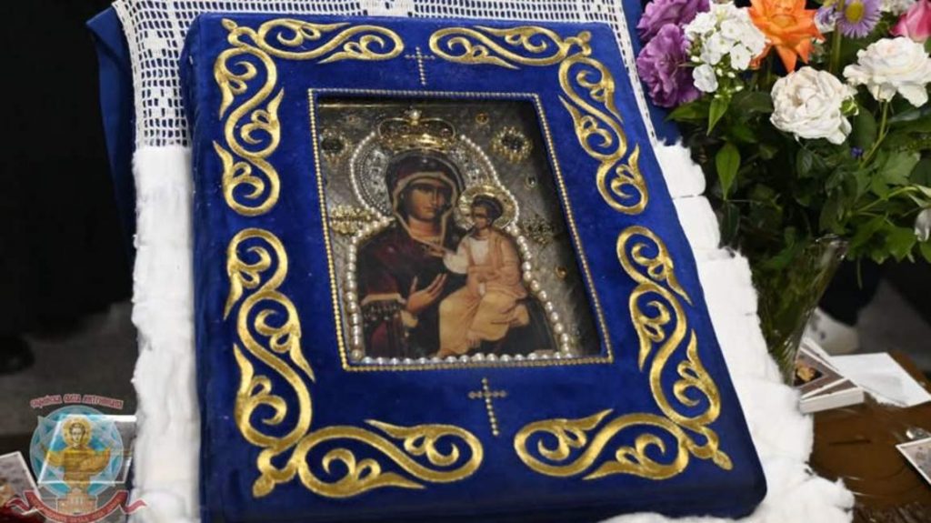 Варна посреща чудотворна икона на Пресвета Богородица
