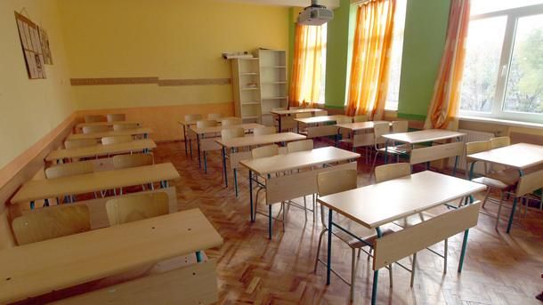 МОН пусна графика за ваканциите за новата учебна година. Вижте кога ще са те