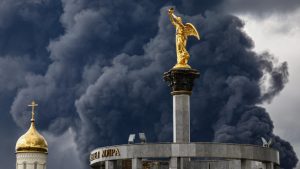 Русия съобщи за 620 дрона, насочени към Москва, има ранени