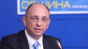 Николай Василев: Справедливата цена и кошницата с грижа е държавен комунизъм в стил "Северна Корея и Куба"