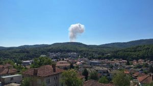 Взривове в база за боеприпаси край Трявна, няма пострадали