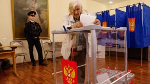В Русия започна тридневното гласуване на парламентарни избори на фона на продължаващата война в Украйна