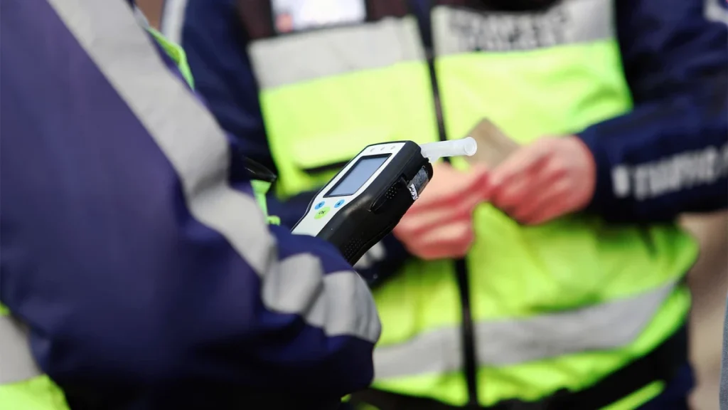 Напитка за €10, която лъже дрегера – Гърция разследва и българска връзка
