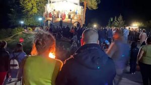Хиляди поклонници се помолиха на Кръстова гора