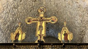 Православната църква чества Кръстовден