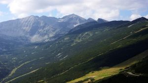 Предимно слънчево с максимални температури до 32°