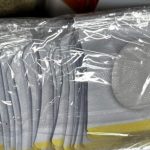 На пристанище Варна спряха контрабанда на 85 000 пластира за отслабване от Китай