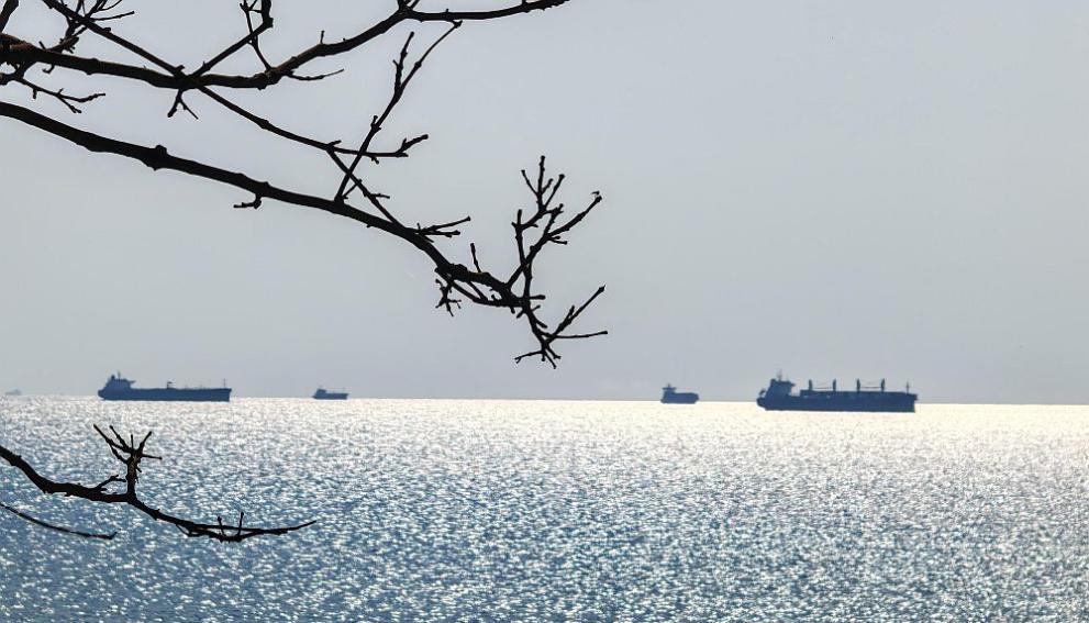 Официално прекратиха издирвателно-спасителната операция за моряците от потъналия край Крапец кораб „HS Dignity“