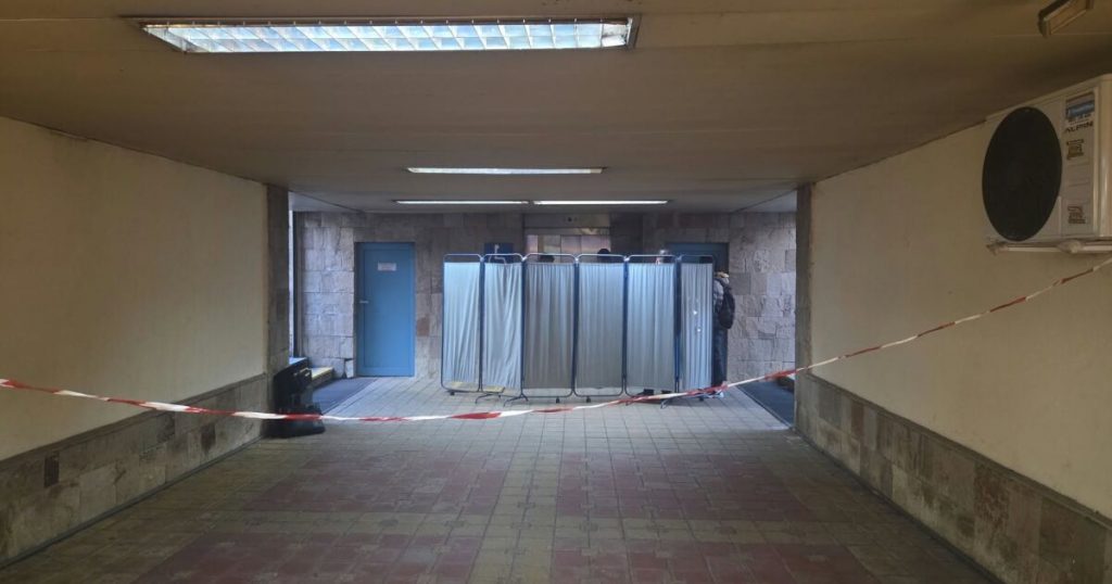 Университетски преподавател е починалият след побой в метростанция „Жолио Кюри“ в София