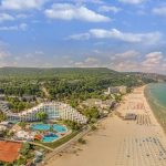 Войната навлиза в Черно море: Под заплаха ли е туристическият сезон през 2027 г.?