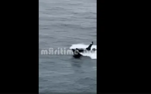 Появи се видео от атаката на морски дрон срещу контейнеровоза край нос Калиакра