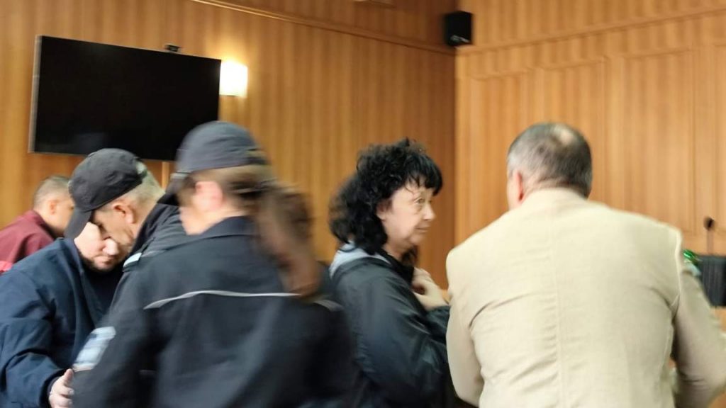Шефката на ревматологията в УМБАЛ „Св. Георги“ е направила самопризнания за фиктивните хоспитализации