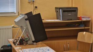 Избирателната активност достигна 16,9% към 16 часа, но остава значително под нивата от предишни избори