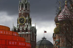 Убиха "Новая газета" - вестникът, в който работи Анна Политковская, спира да съществува