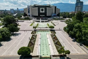 Двама младежи са ранени с нож край Малкото НДК в София