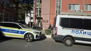 Полицейска акция в УМБАЛ „Св. Георги“ в Пловдив, пациенти са били върнати и чакат извън сградата